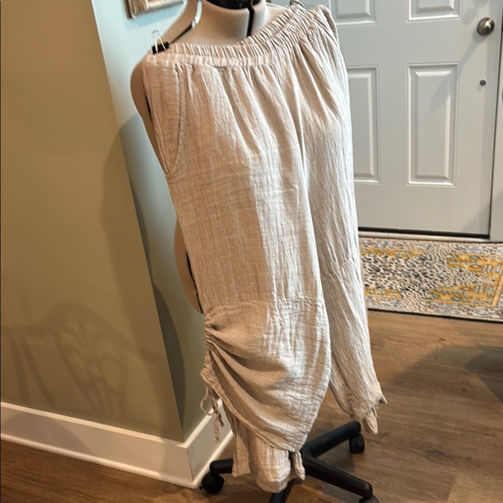 Luukaa Linen Pants with Pick Ups